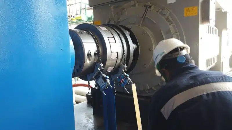 Kết nối hộp số và động cơ máy đùn trục vít